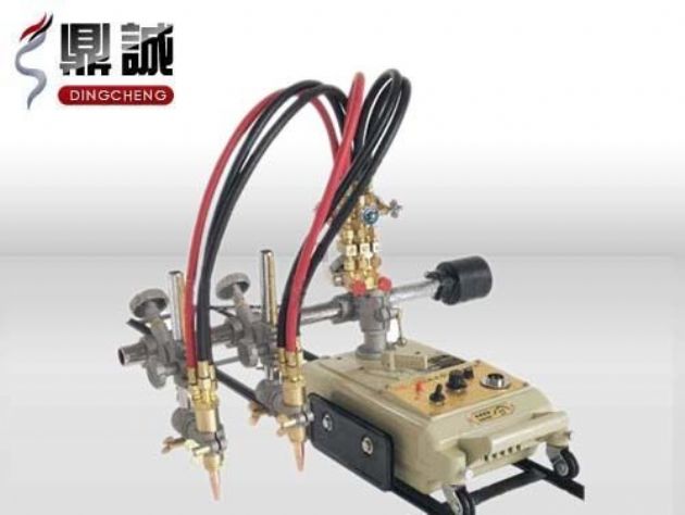 點擊查看詳細信息<br>標題：雙頭多頭火焰切割機 閱讀次數：3128