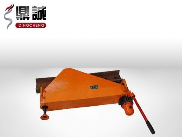 點擊查看詳細信息<br>標題：垂直液壓彎軌機 閱讀次數：2874