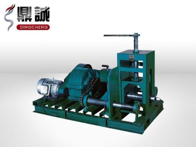 點擊查看詳細信息<br>標題：臥式多功能滾動彎管機 閱讀次數：3337