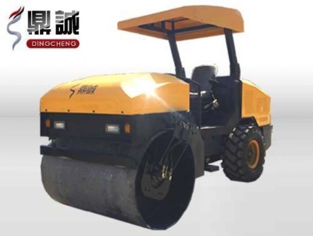 點擊查看詳細信息<br>標題：4噸單鋼輪振動壓路機 閱讀次數：11525